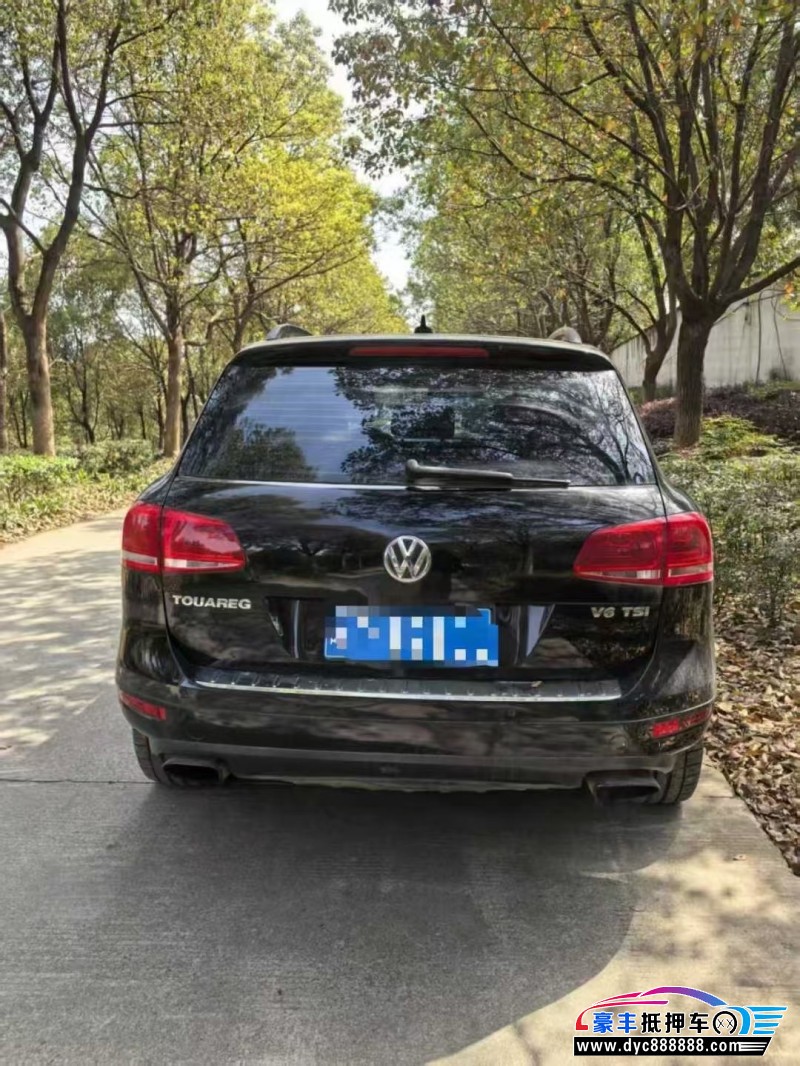 12年大众途锐轿车抵押车出售