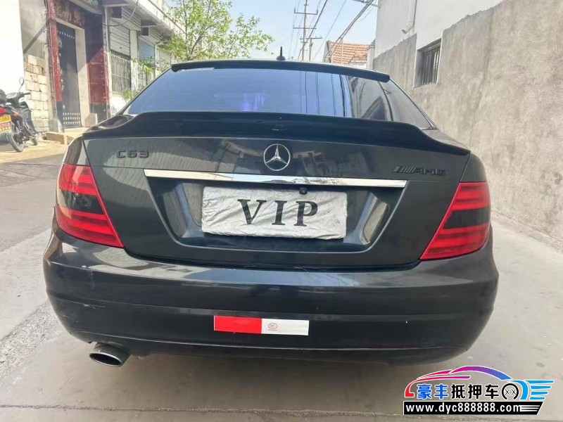 12年奔驰C轿车抵押车出售