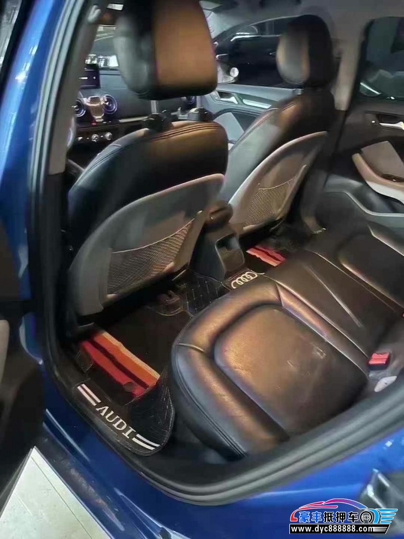 18年奥迪A3轿车抵押车出售