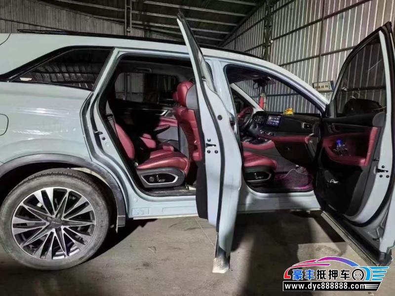 22年东风风光580轿车抵押车出售