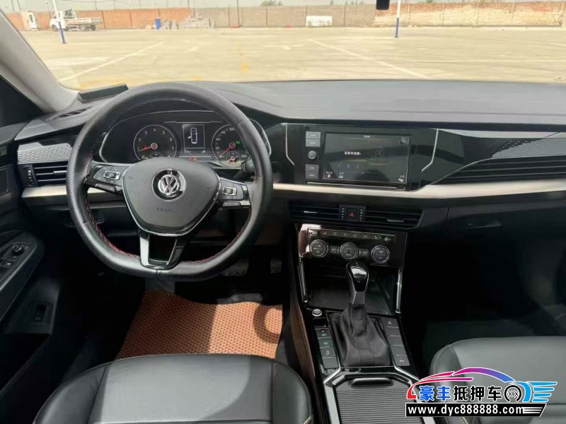 20年大众帕萨特轿车抵押车出售