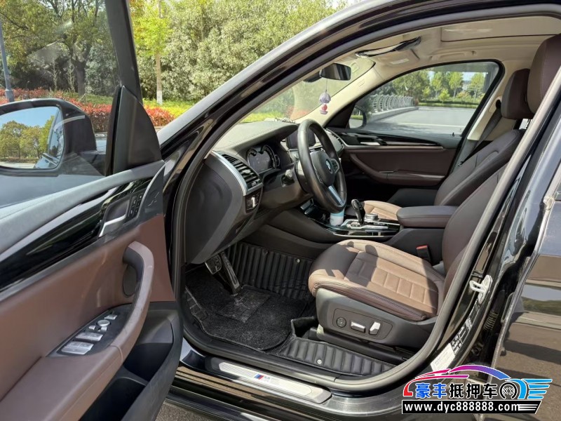 19年宝马X3轿车抵押车出售