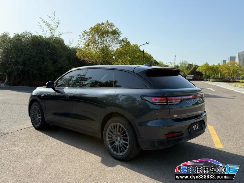 24年零跑C11轿车抵押车出售