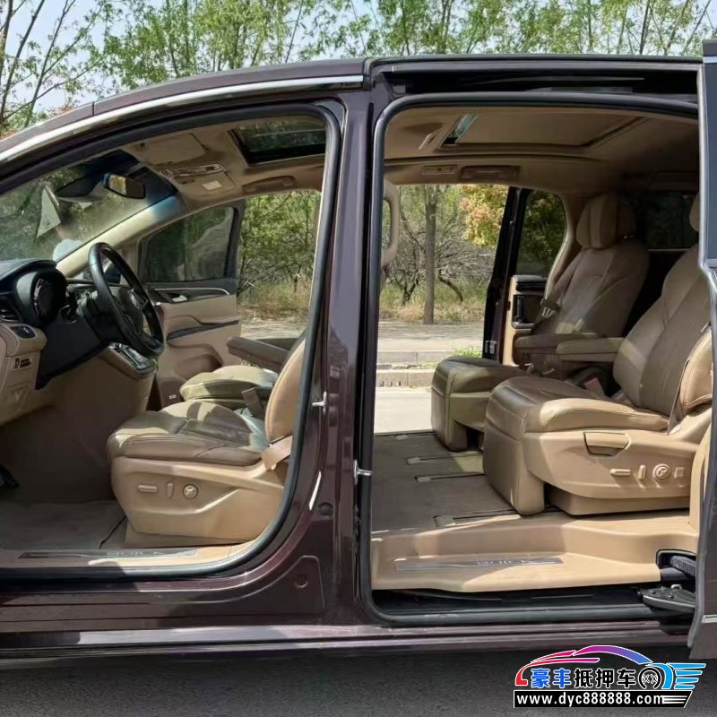 18年别克GL8轿车抵押车出售