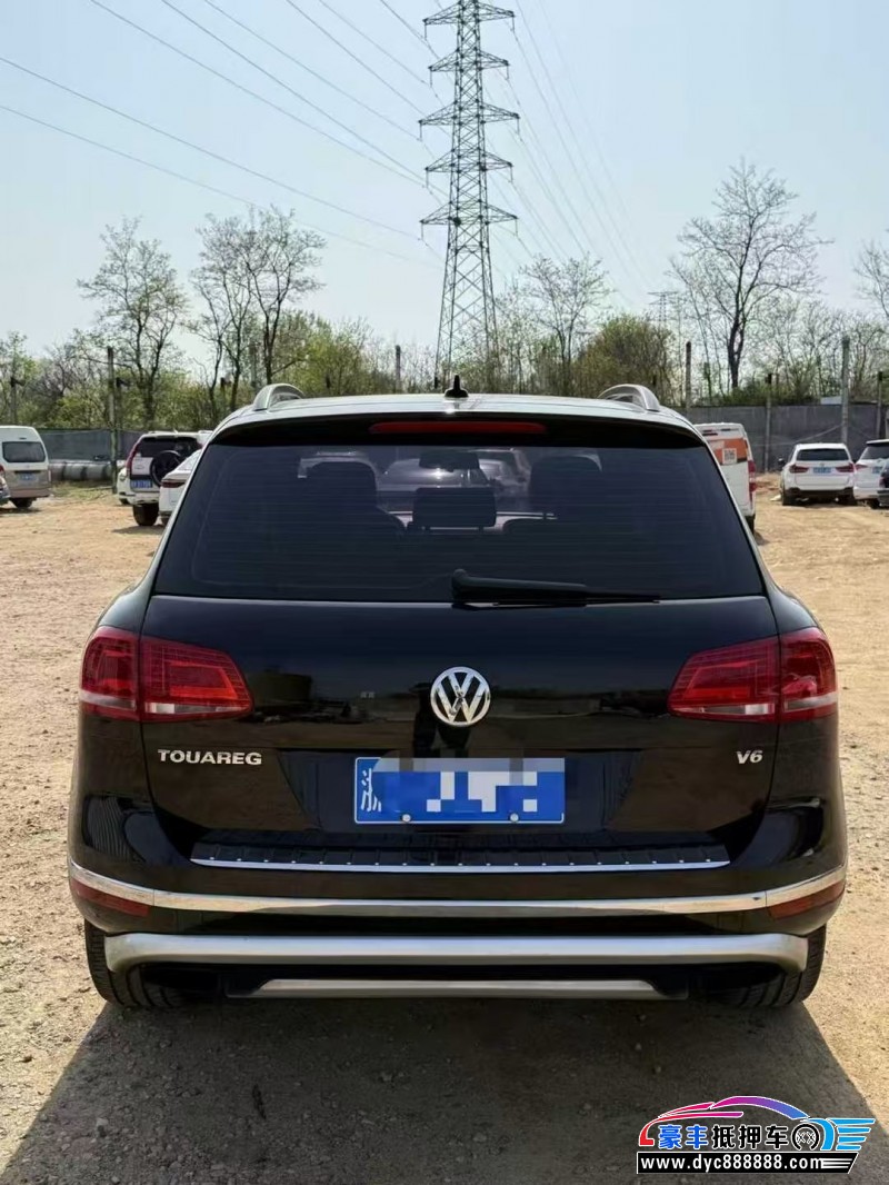 18年大众途锐轿车抵押车出售