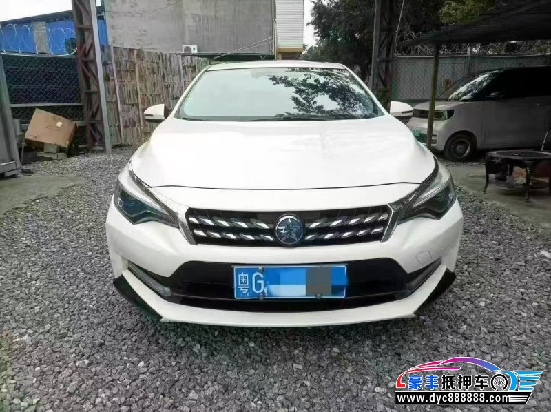 19年启辰D60轿车抵押车出售