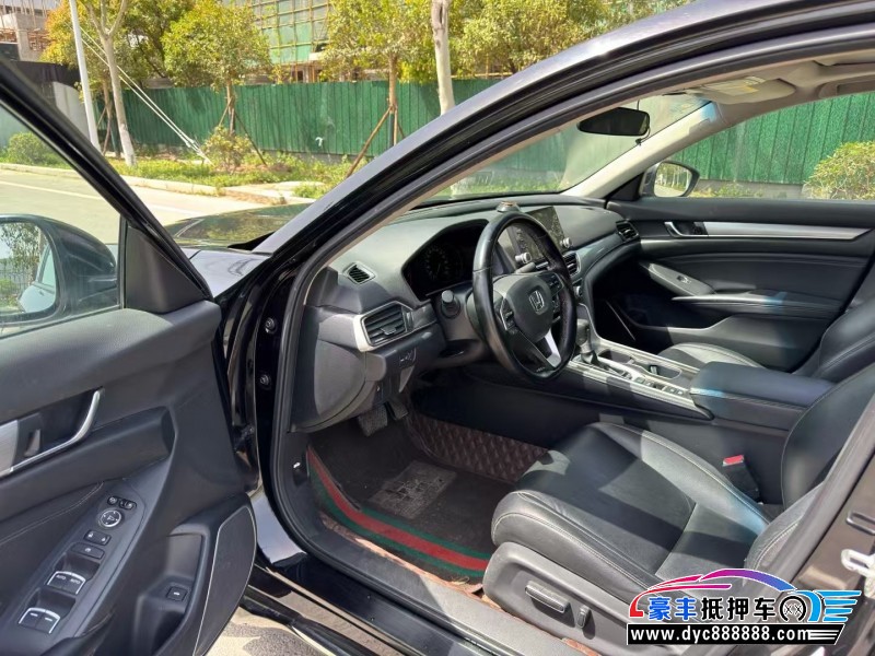 20年本田雅阁轿车抵押车出售