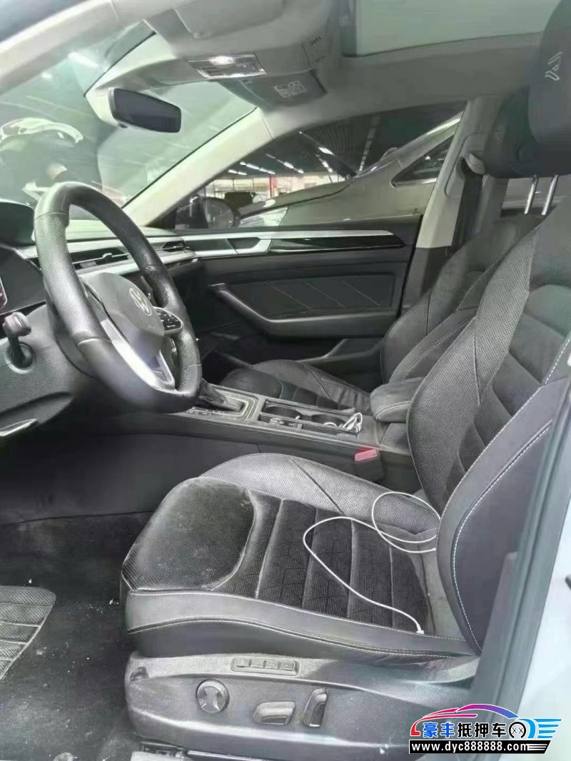 21年大众CC轿车抵押车出售