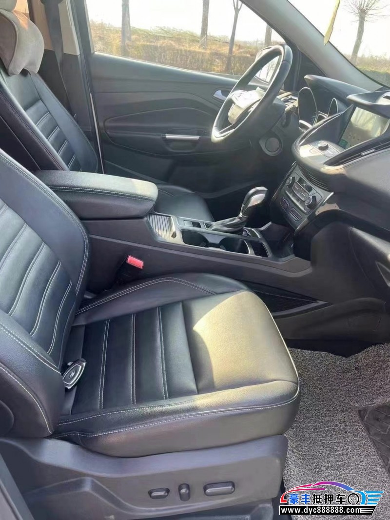 18年福特翼虎轿车抵押车出售