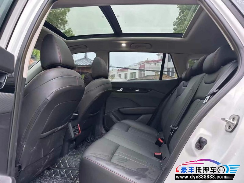 22年东风风神奕炫轿车抵押车出售