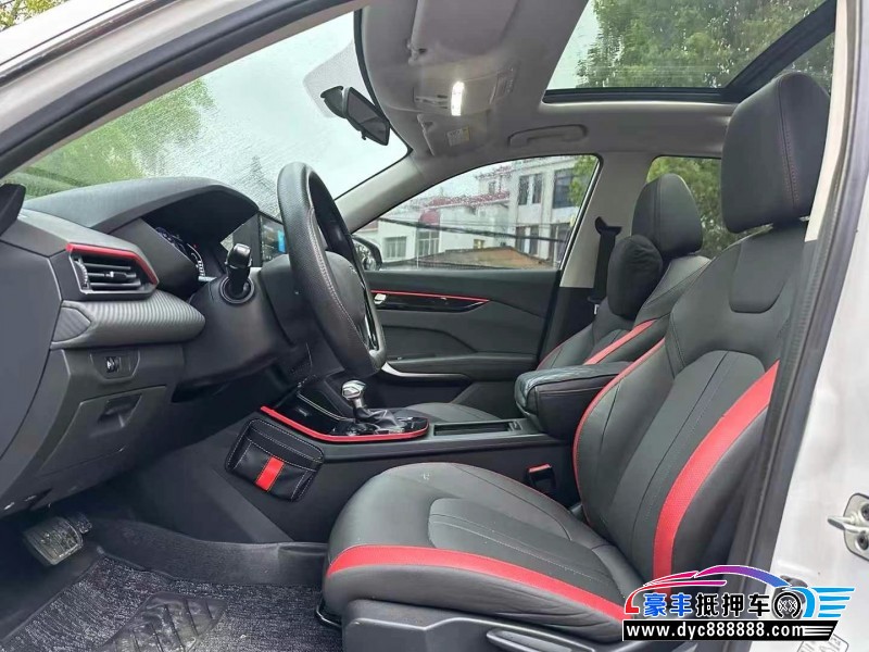 22年东风风神奕炫轿车抵押车出售