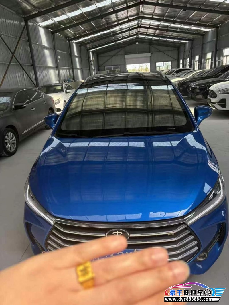 17年比亚迪宋轿车抵押车出售