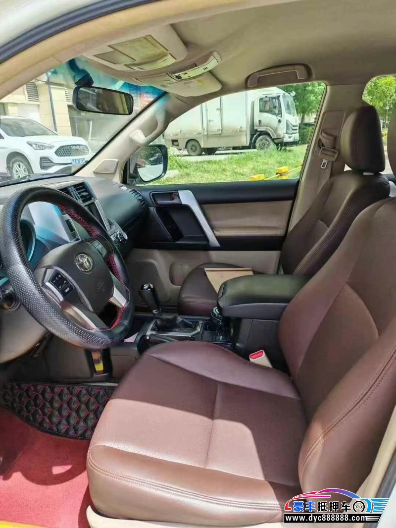 13年丰田普拉多（霸道）轿车抵押车出售