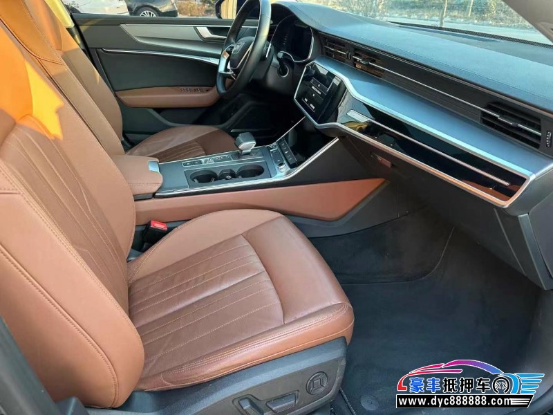 21年奥迪A7轿车抵押车出售