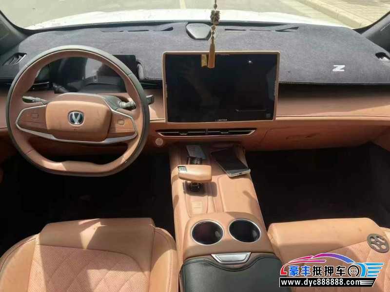 24年长安长安UNI轿车抵押车出售