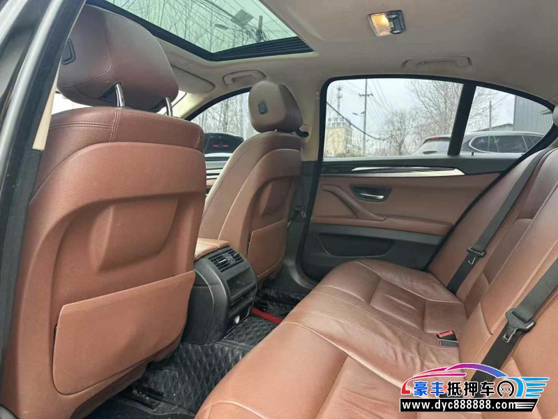 17年宝马5系轿车抵押车出售