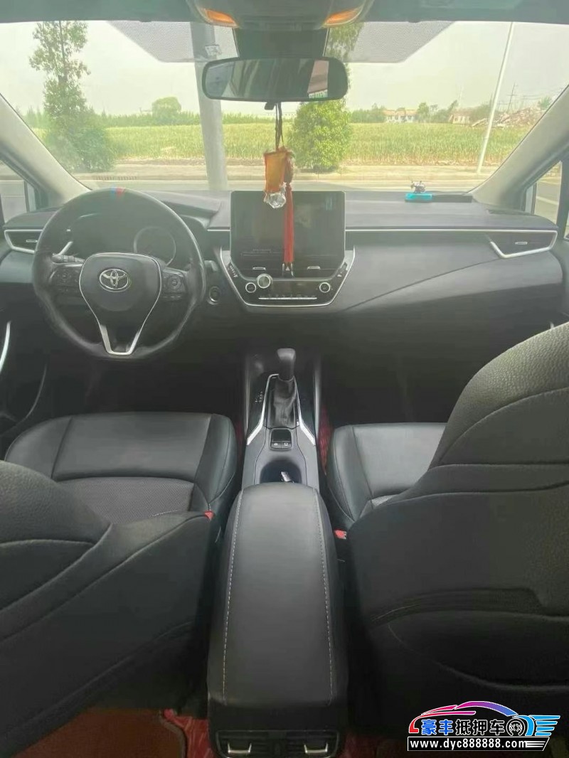 21年丰田凌尚轿车抵押车出售