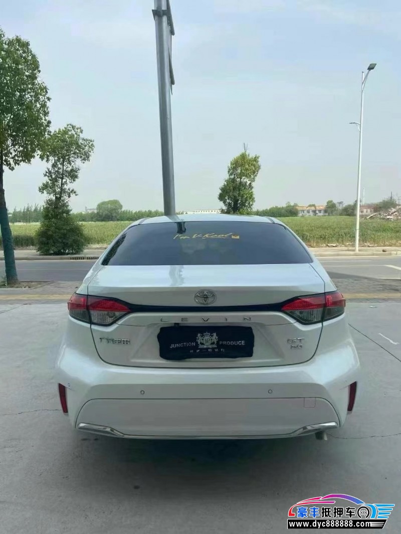 21年丰田凌尚轿车抵押车出售