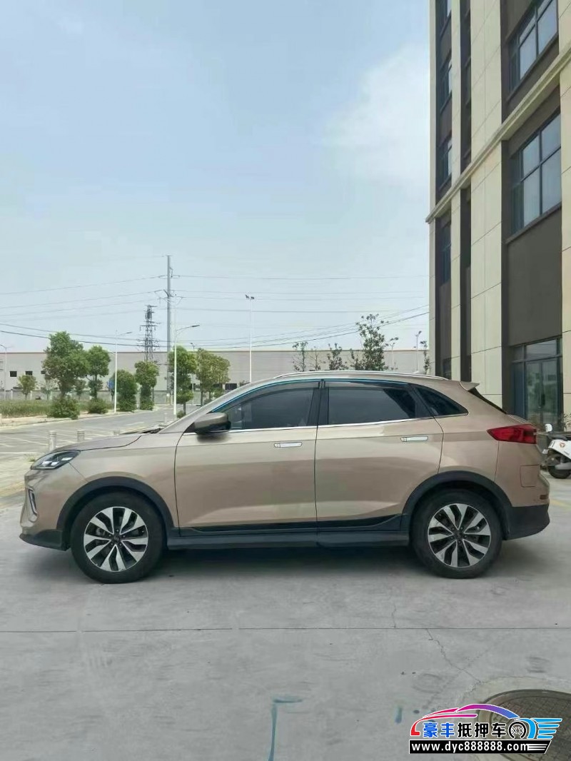 22年威马汽车ex5轿车抵押车出售