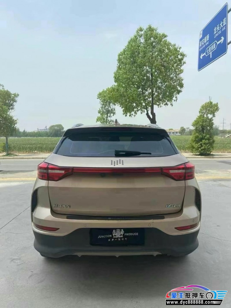 22年威马汽车ex5轿车抵押车出售