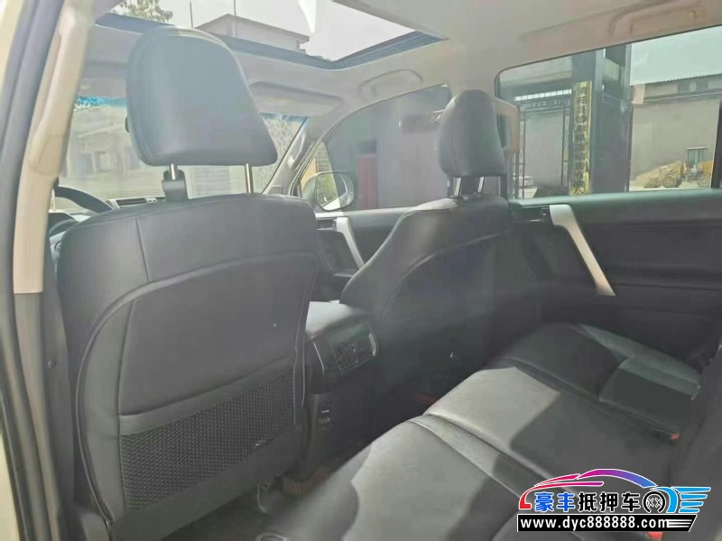 16年丰田普拉多（霸道）轿车抵押车出售