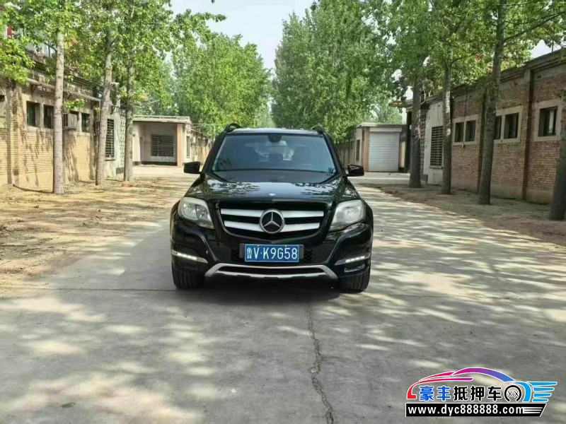 13年奔驰GLK轿车抵押车出售