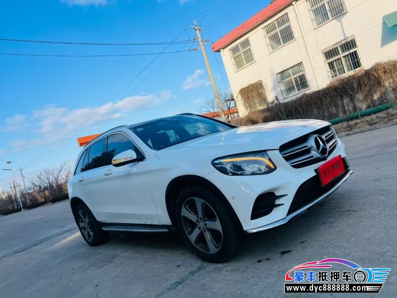 17年奔驰GLC轿车抵押车出售