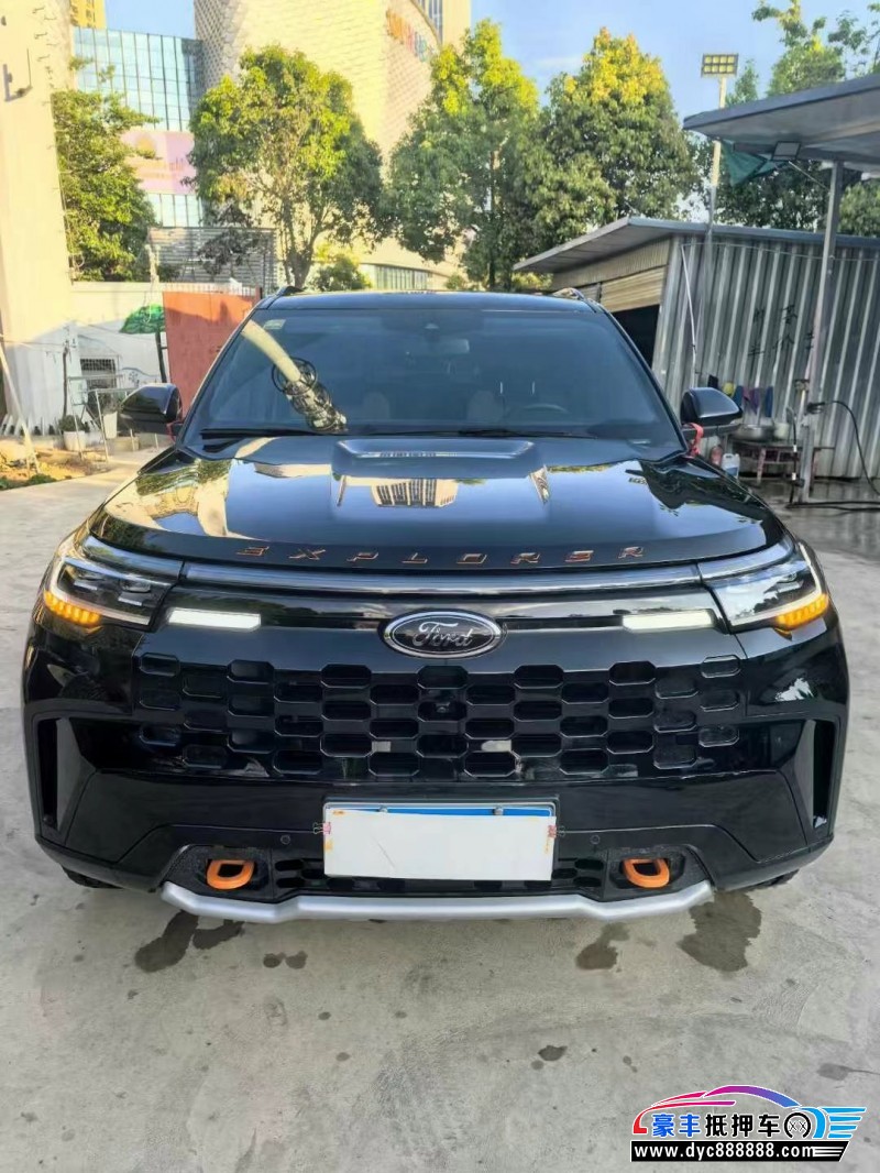 24年福特探险者轿车抵押车出售