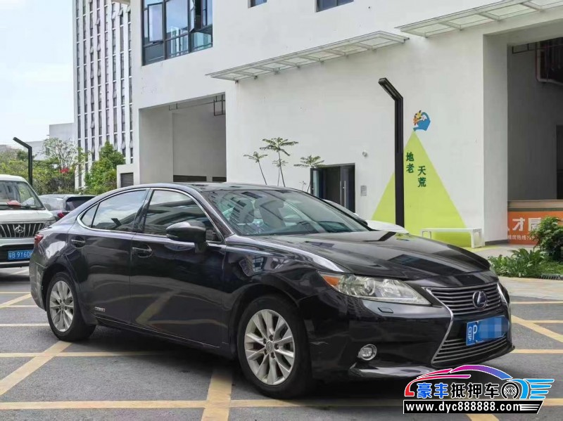 14年雷克萨斯ES轿车抵押车出售