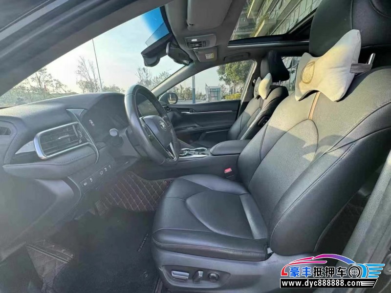 21年丰田凯美瑞轿车抵押车出售