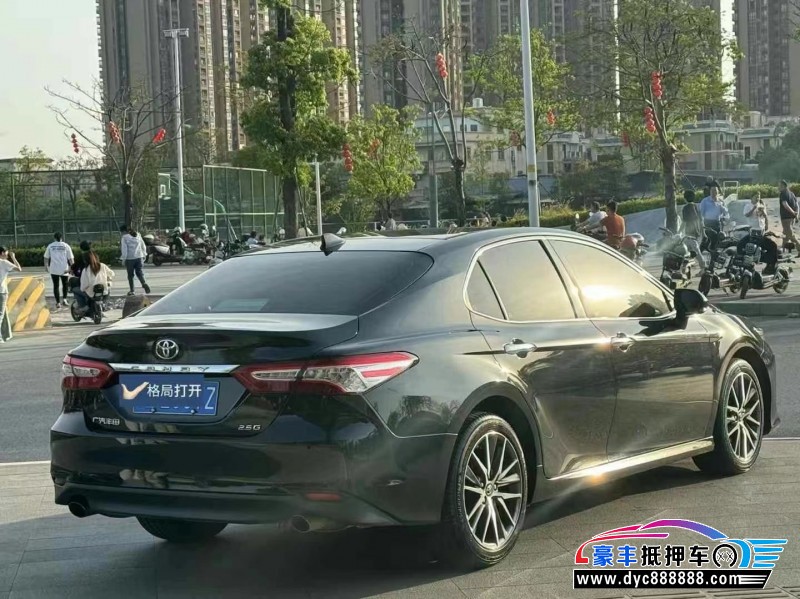 21年丰田凯美瑞轿车抵押车出售