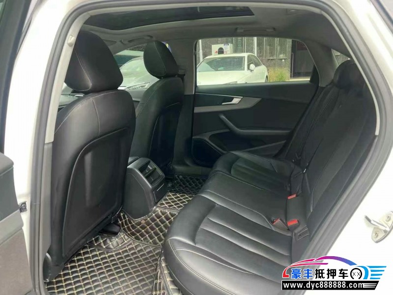 19年奥迪A4L轿车抵押车出售