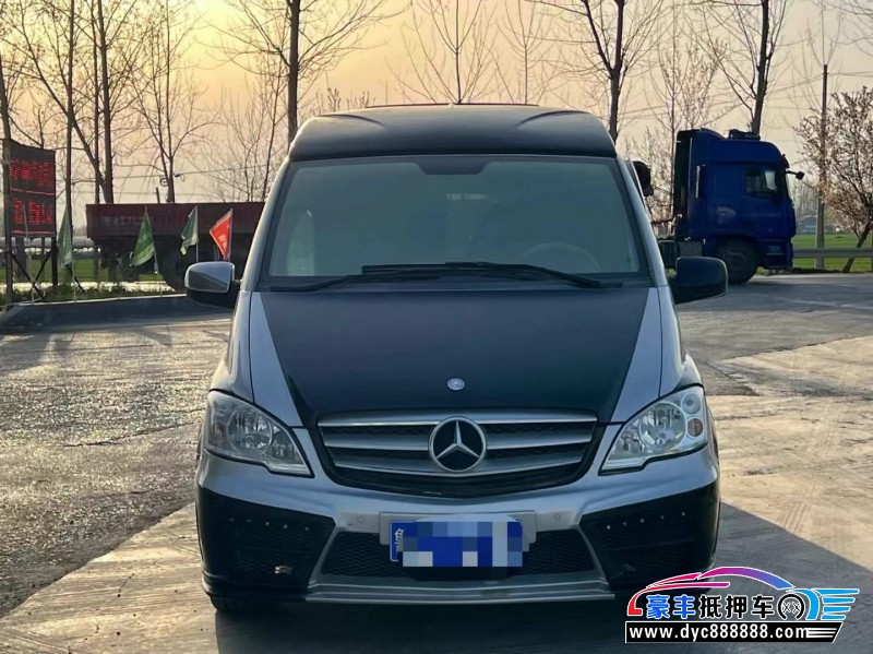 17年奔驰威霆MPV抵押车出售