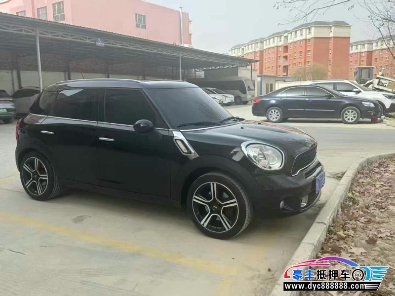 14年宝马MINISUV抵押车出售
