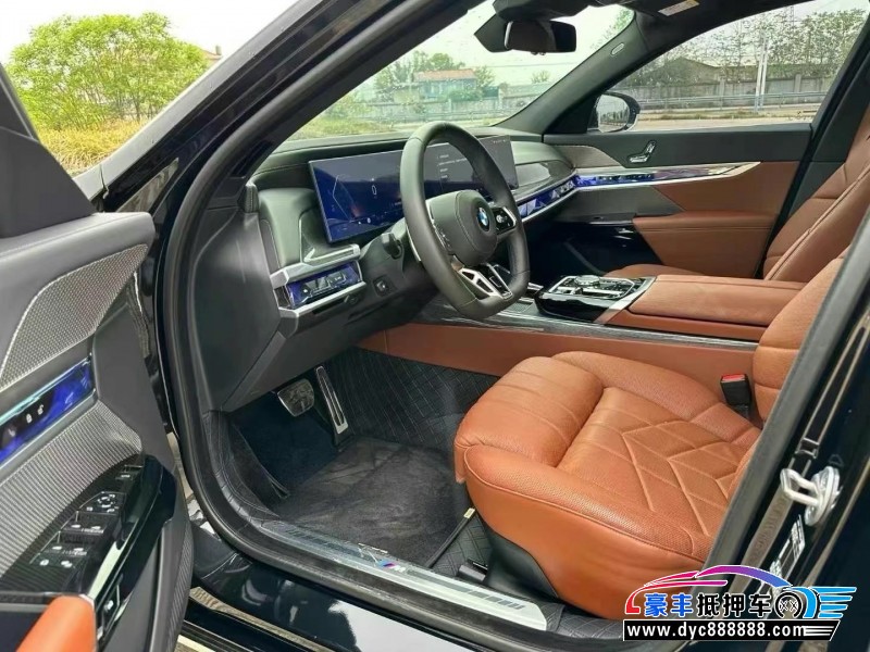 23年宝马7系轿车抵押车出售