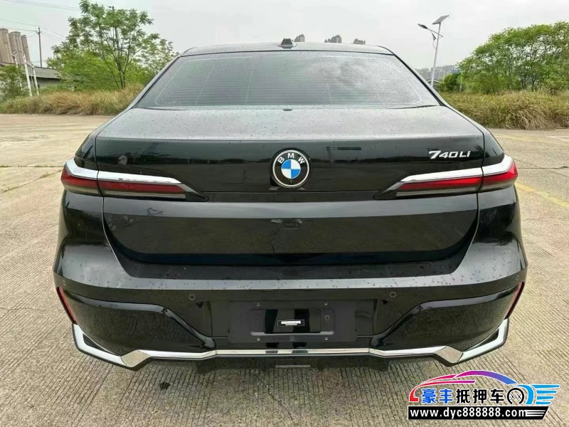 23年宝马7系轿车抵押车出售