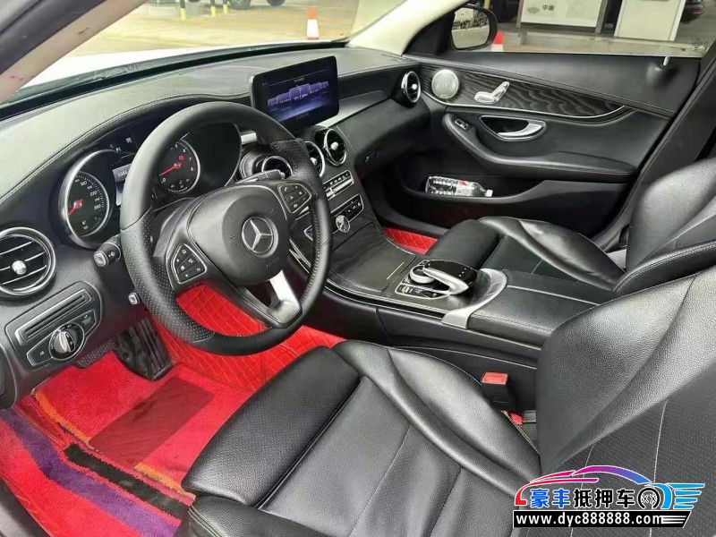 17年奔驰C轿车抵押车出售