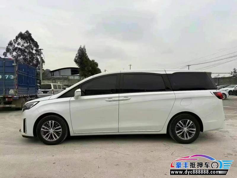 23年别克GL8轿车抵押车出售