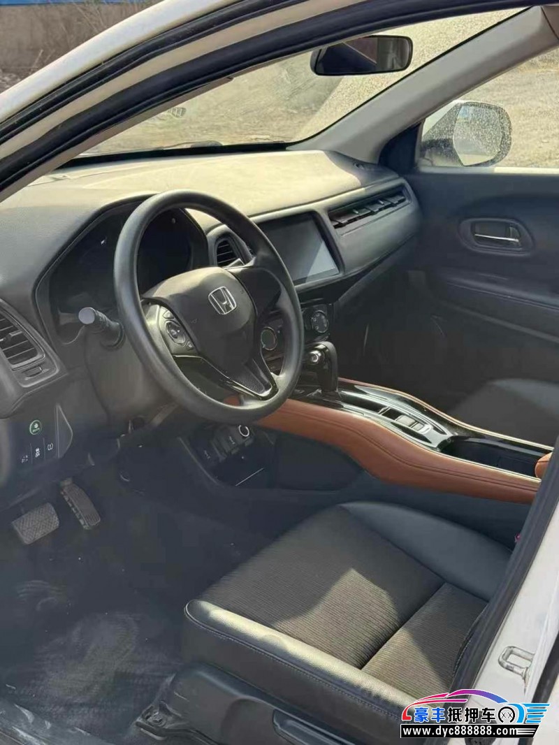 21年本田缤智轿车抵押车出售