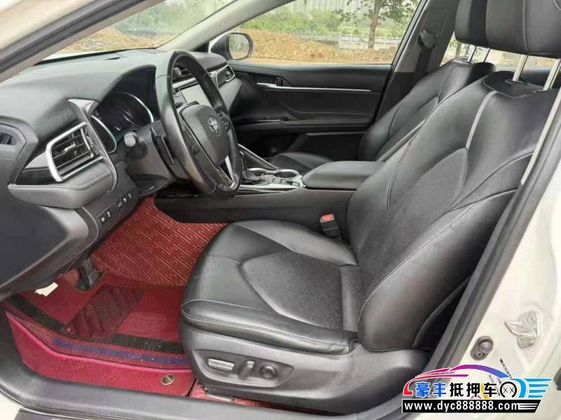 19年丰田凯美瑞轿车抵押车出售