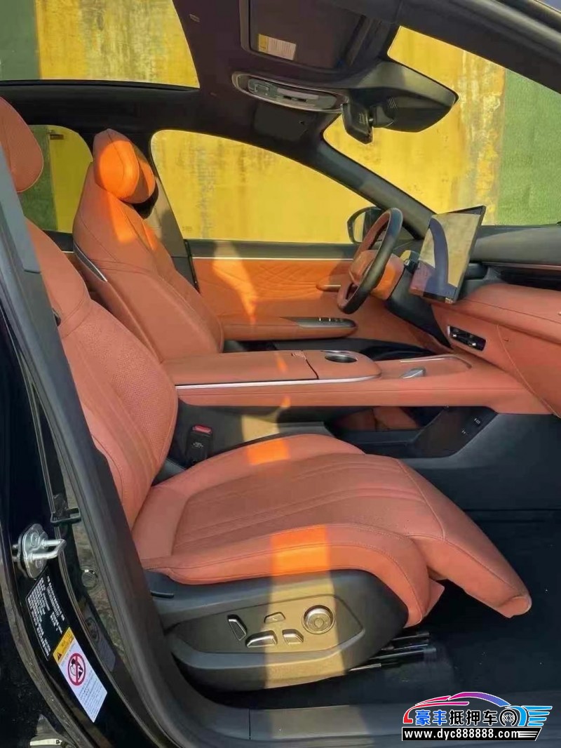 24年长安深蓝S7轿车抵押车出售