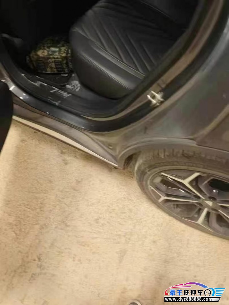 23年长安深蓝SL03轿车抵押车出售