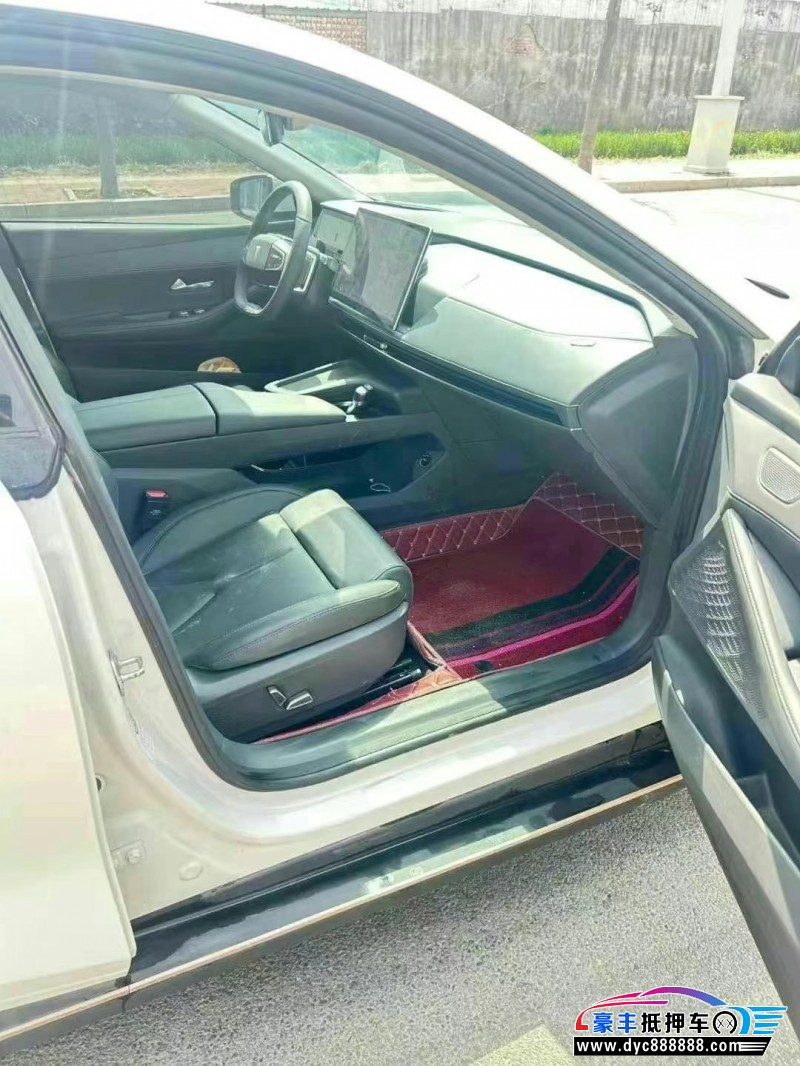 23年长安深蓝SL03轿车抵押车出售