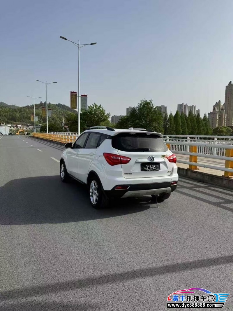 18年长安CS35轿车抵押车出售