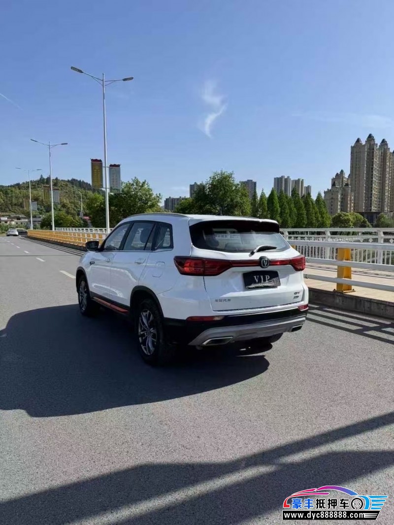 21年长安CS75轿车抵押车出售