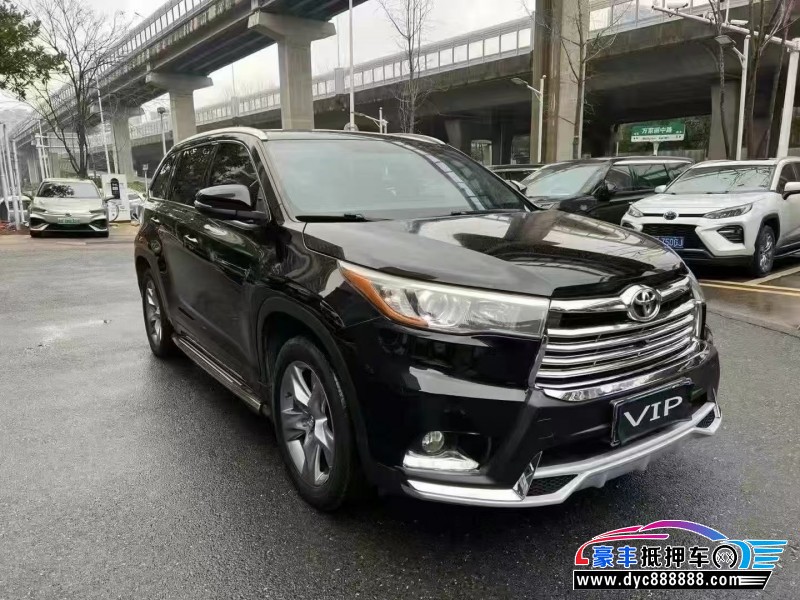 17年丰田汉兰达轿车抵押车出售