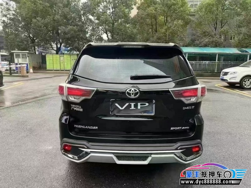 17年丰田汉兰达轿车抵押车出售