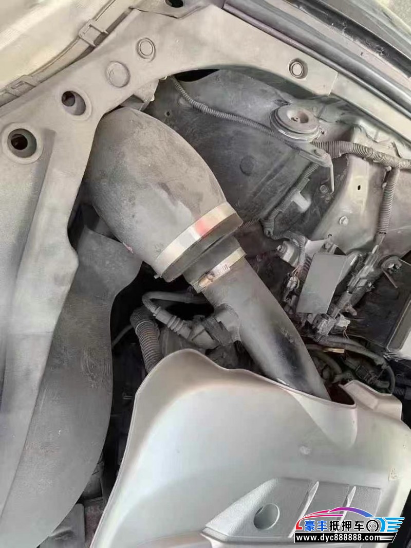 09年丰田锐志轿车抵押车出售