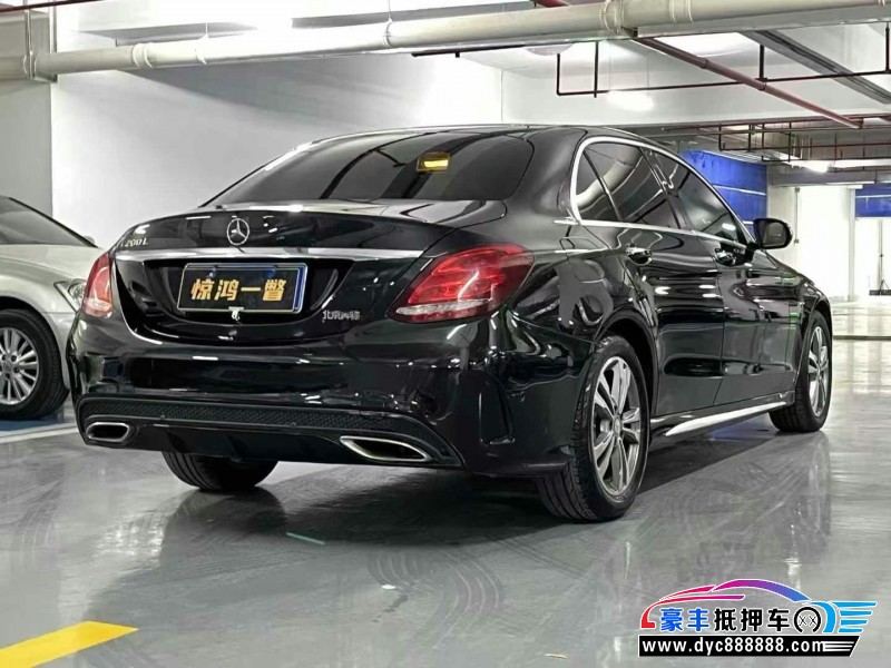 16年奔驰C轿车抵押车出售