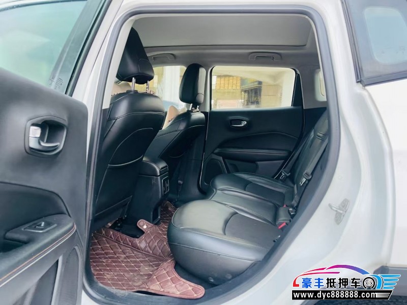 18年Jeep指南者轿车抵押车出售